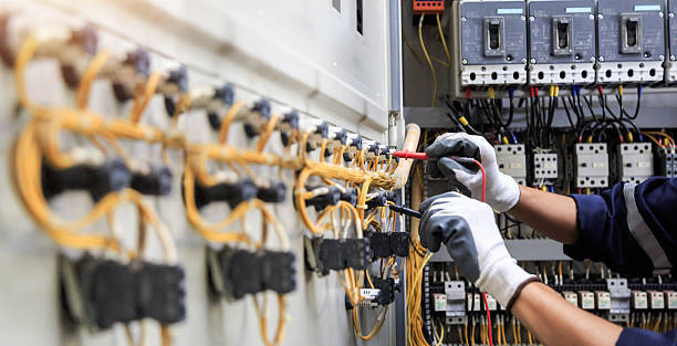 Professional Electrician technician working in Branson, MO